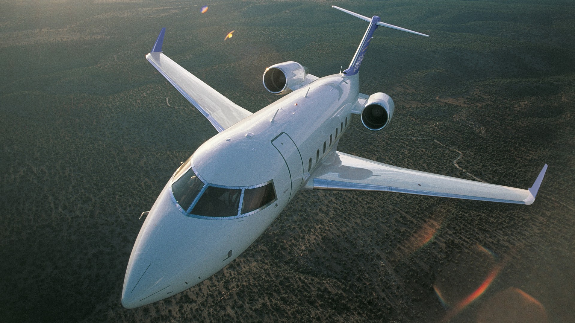 Bombardier Challenger 604 — Private Jet Charter | JetFlo